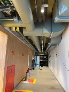 Obra de laboratório, climatização e exaustão — foto 6