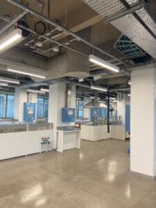 Obra de laboratório, climatização e exaustão — foto 2